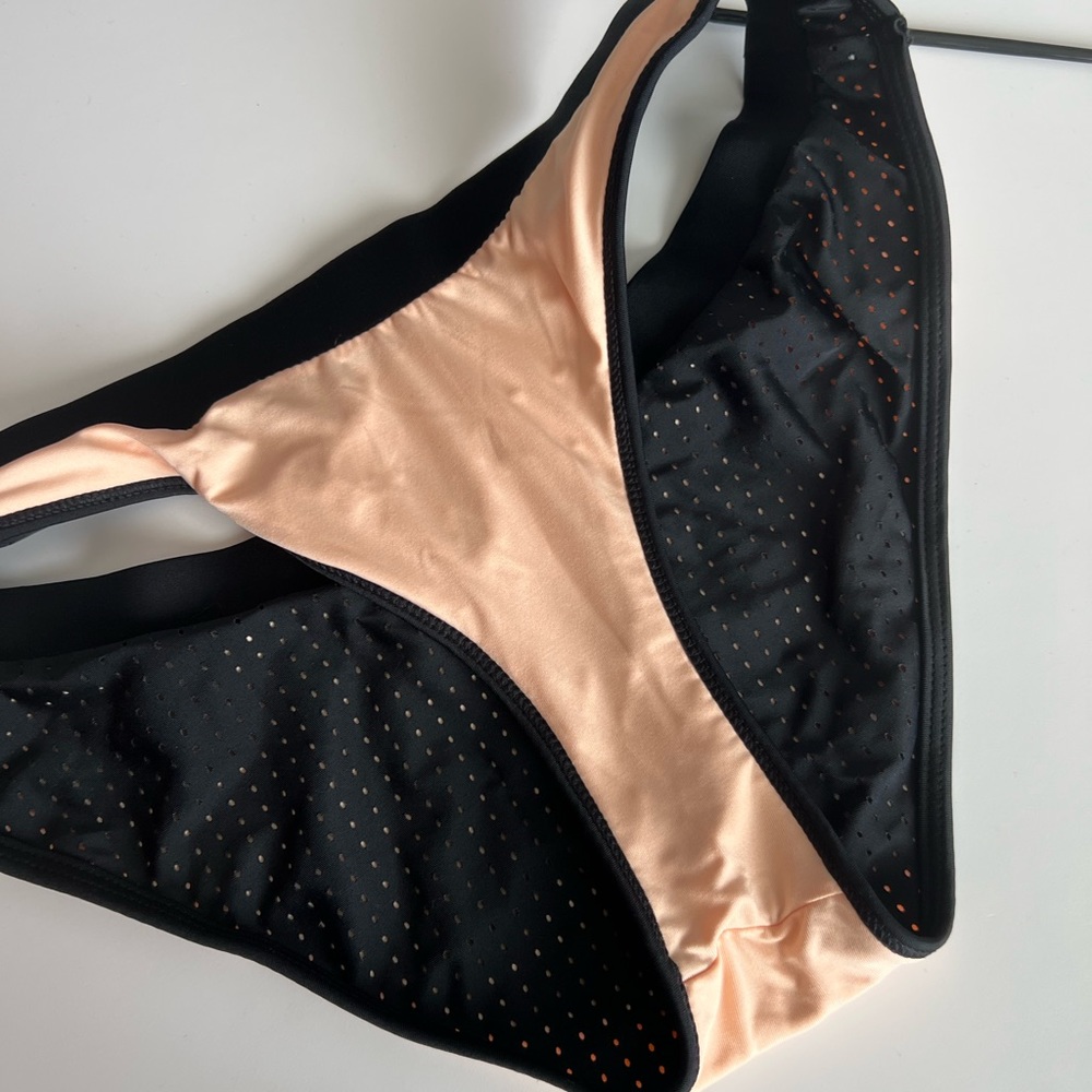 NWT Fabletics Valentina Black Preforated Bikini Set Swimsuit - Picture 10 of 11